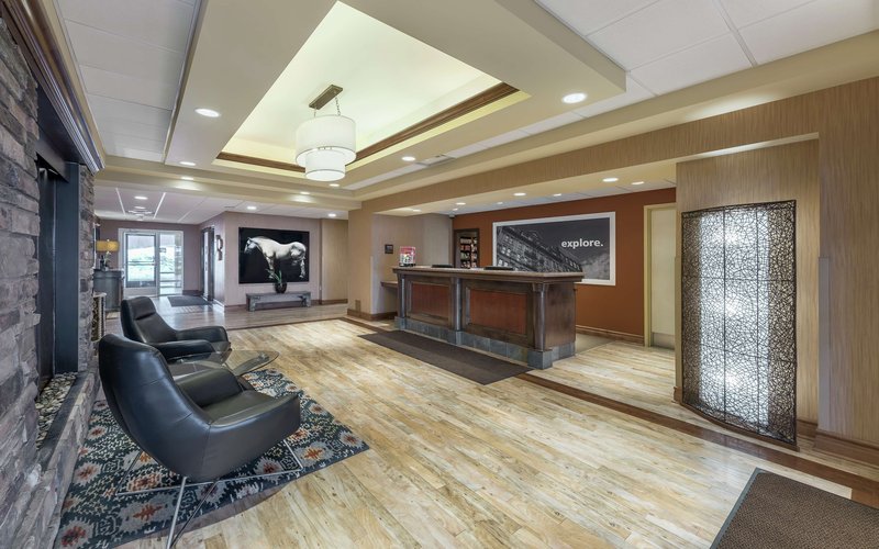 Hampton Inn & Suites By Hilton Moncton,New Brunswick>>Moncton,2.5 star