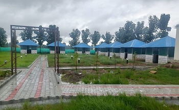 Hotel Rajganga Lodging,,2 star