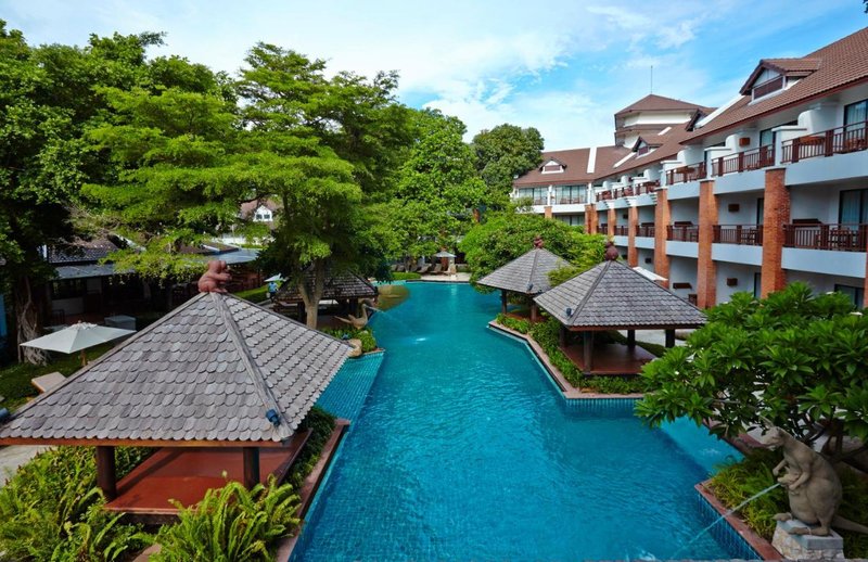 Woodlands Hotel & Resort,Naklua Beach>>Chonburi,4 star