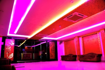 Aashika Park & Resort,,3 star