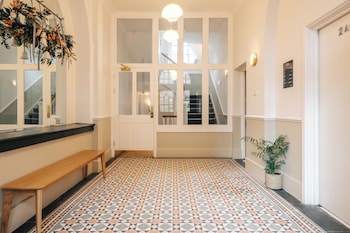 The Regency - Serviced Apartments,56 Regency St,4 star
