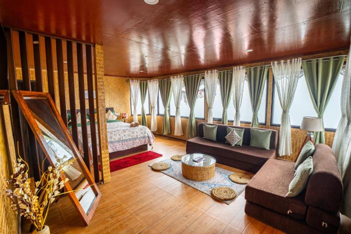 Monratino Himadrie,,3 star