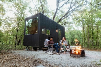 Postcard Cabins Asheboro,,2 star