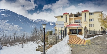 Club Mahindra Snow Peaks Manali,Mall Road,3 star
