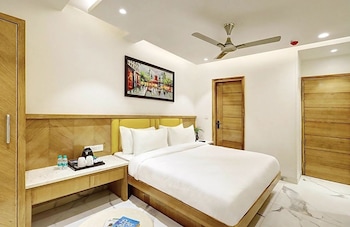 hotel kelvish by foxi group