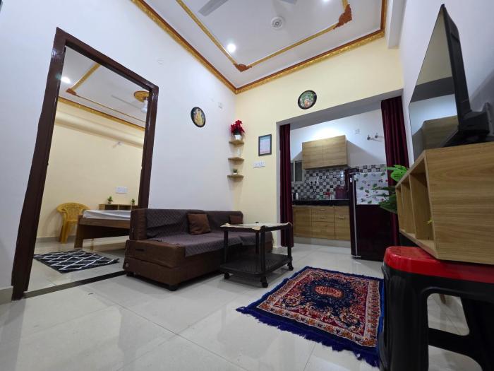 Narayans Residency,,4 star