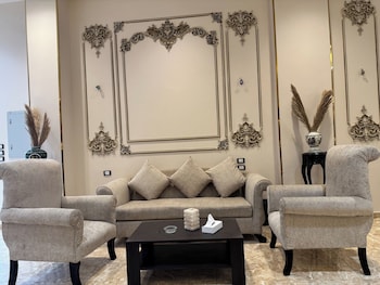 master pyramids inn