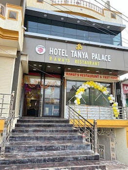 hotel tanya palace