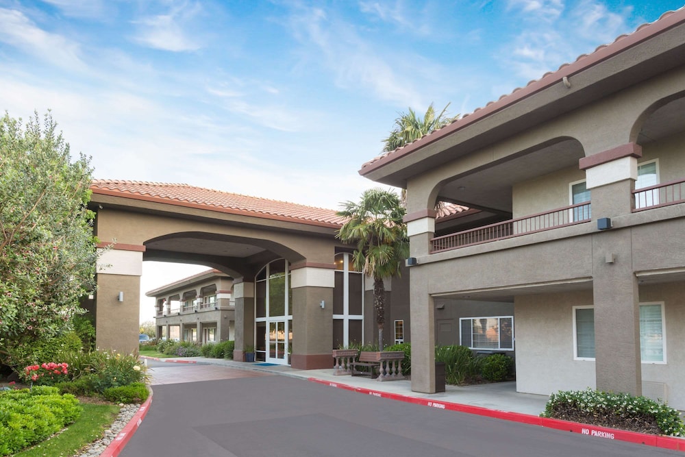 Baymont By Wyndham Modesto Salida,Salida>>Modesto,3 star