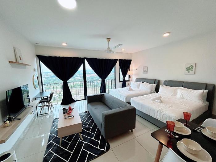 Trefoil By Manhattan Group,,3 star