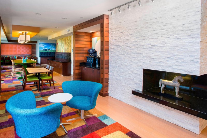 Fairfield Inn & Suites Quincy,Quincy>>Adams County,2.5 star