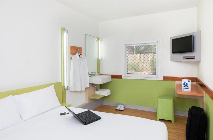 Ibis Budget Melbourne Airport,Melbourne Airport>>Melbourne,3 star