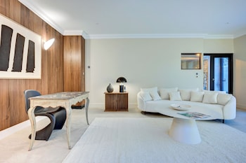 hotel bellegarde by viktor
