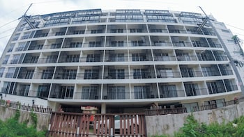 wyatt hotel jomtien beach