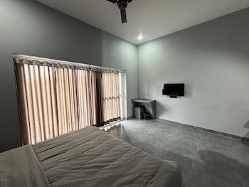 Maakot Homestay,,2 star