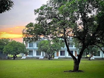 Gokul Resort,,3 star