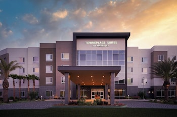 Townplace Suites By Marriott Ventura Oxnard,701 Town Center Drive,3 star