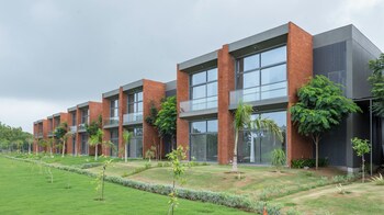 Swajan Bankers Community,,3 star