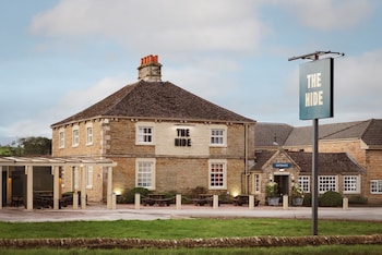 The Highwayman Hotel,,3 star