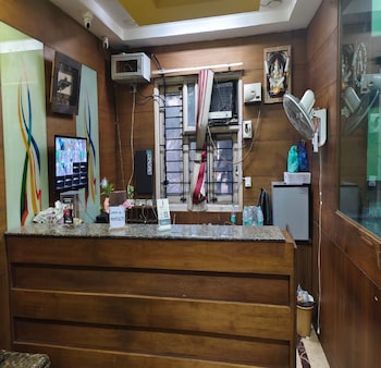 Elite Residency Pallavaram,,2 star