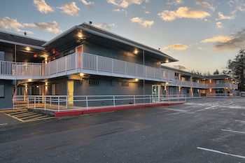 Valley View At King Oscar,,2 star