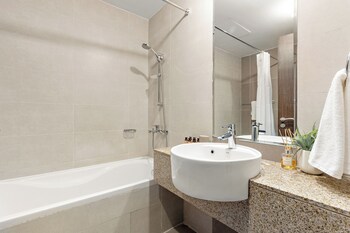 Silkhaus Sigma Tower,,0 star