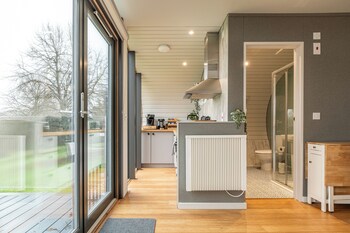 Sustainable Pod On Old Chalford Farm,,2 star