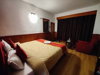 Hotel Ree Ghang,,3 star