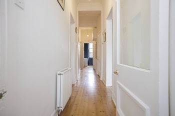 splendid 2bed apt near haymarket