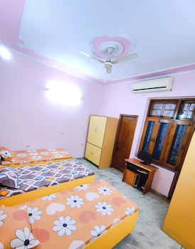 Kovo Expo Mart,,1 star