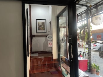 m3 bangkok bake and bed