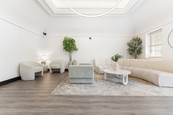bay ridge aparthotel