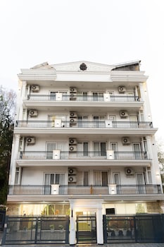 alaya stays miyabi executive suite elegant 1 bhk suite with common pool gym and restaurant