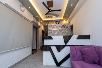 Veritas Grand,,3 star