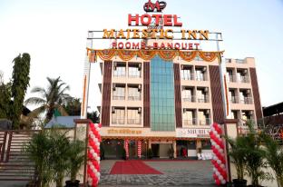 Majestic Inn,,3 star