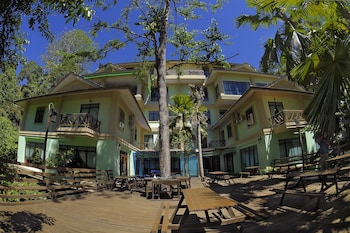 Borneo Tropical Rainforest Resort,Marudi>>Bintulu,3 star