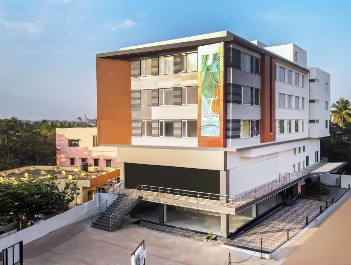 Treehouse Vedanta Pride,,3 star