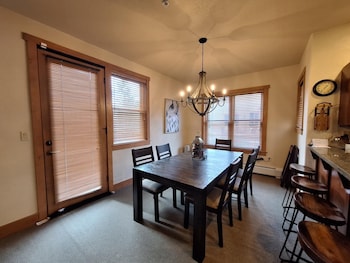 3br red hawk townhome gondola access 3 bedroom townhouse