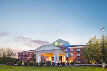 Holiday Inn Express & Suites Bridgeport By Ihg,Clarksburg>>Bridgeport,3 star