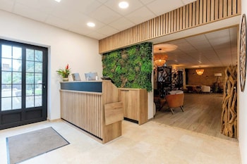 Domaine Du Vieux Porche,8 Rue Des Prés De Zalles,0 star