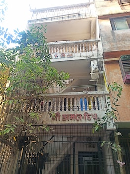 maa kaamal deep homestay and pg