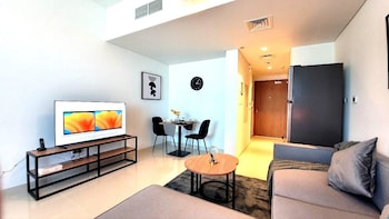 bloomfields stu with canal view julpur