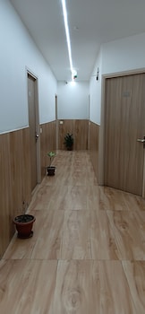 Hotel The Metropolitan Igi Airport,,3 star