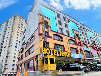 seeds hotel damansara pelangi