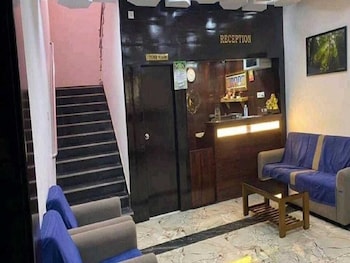 Mrt Grand Residency,,2 star