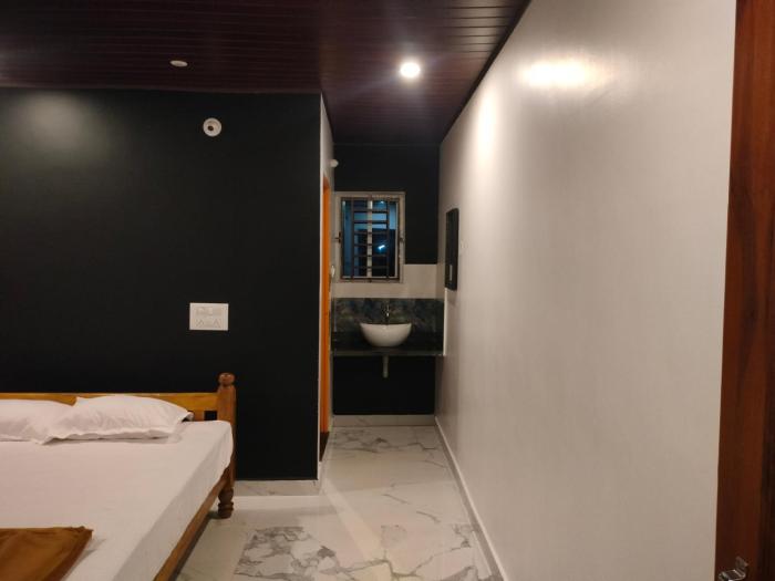 Nature Valley Gokarna,,2 star