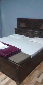 The Heaven Hotel & Restaurant,,3 star