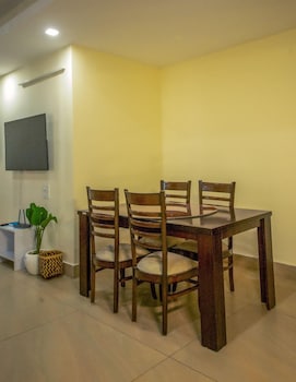 luxury 3 bedrooms apartment