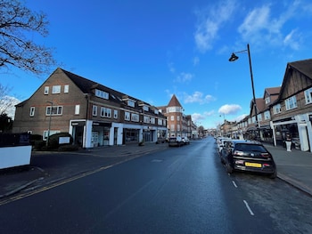 Straight Inn,,3 star