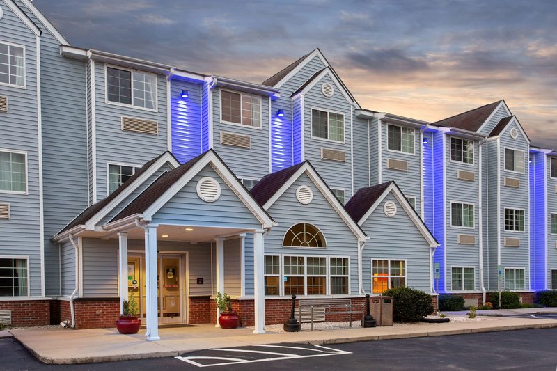 Microtel Inn & Suites By Wyndham Lillington / Campbell Univ,Fuquay-Varina>>Fayetteville,2 star